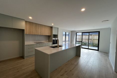 Photo of property in 18 Rushland Road, Jacks Point, 9371