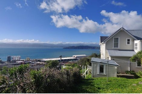 Photo of property in 11 Grosvenor Terrace, Wadestown, Wellington, 6012