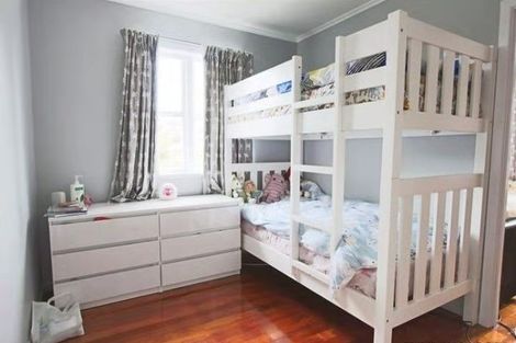 Photo of property in 27 Kohekohe Street, New Lynn, Auckland, 0600