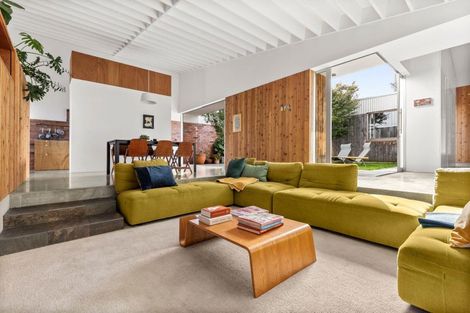 Photo of property in 90 Alpha Street, Cambridge, 3434