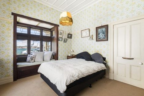 Photo of property in 28 Queens Parade, Devonport, Auckland, 0624