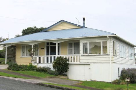 Photo of property in 47 Puriri Street, Helensville, 0800