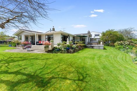 Photo of property in 39 Oriwa Crescent, Otaki, 5512