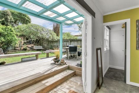 Photo of property in 4 Gloucester Street, Waitarere Beach, Levin, 5510