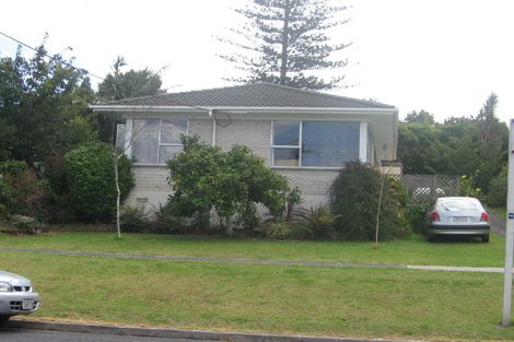 Photo of property in 2/9 Nile Road, Milford, Auckland, 0620