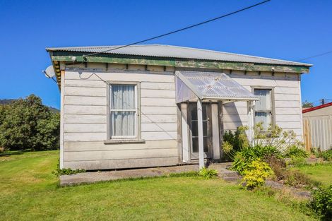 Photo of property in 23 Doyle Street, Blaketown, Greymouth, 7805