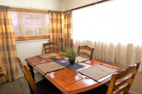 Photo of property in 128 Queen Street, Westport, 7825