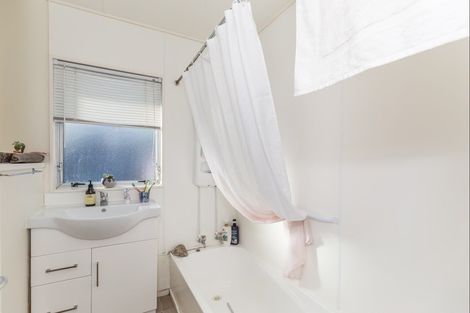 Photo of property in 9 Guy Avenue, Levin, 5510