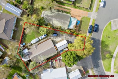 Photo of property in 8 Dosina Place, Flat Bush, Auckland, 2023