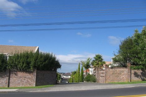 Photo of property in 10/182 Mokoia Road, Chatswood, Auckland, 0626