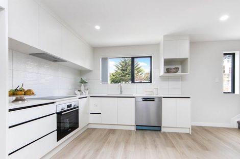 Photo of property in 3/41 Marriott Road, Pakuranga, Auckland, 2010