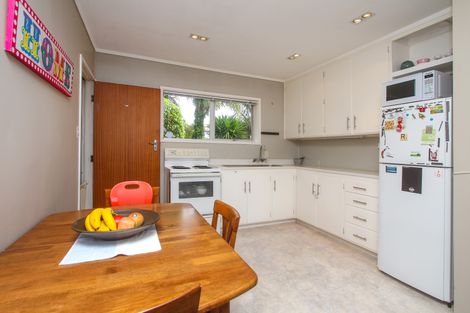 Photo of property in 1b Karaka Street, New Lynn, Auckland, 0600