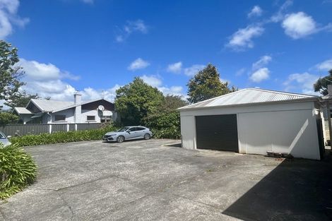 Photo of property in 58 Rangitane Street, Palmerston North, 4414