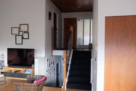 Photo of property in 132 Wadestown Road, Wadestown, Wellington, 6012