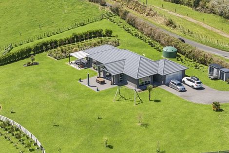 Photo of property in 210 Maude Road, Kaimiro, New Plymouth, 4371