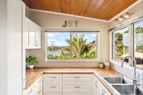 Photo of property in 38 Green Road, Matakana, Warkworth, 0985