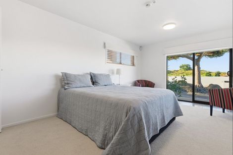 Photo of property in 670 Papamoa Beach Road, Papamoa Beach, Papamoa, 3118