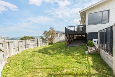Photo of property in 4 Staysail Place, Whitby, Porirua, 5024