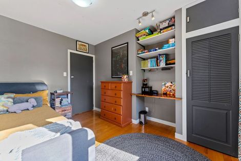 Photo of property in 14 Rosecamp Road, Beach Haven, Auckland, 0626