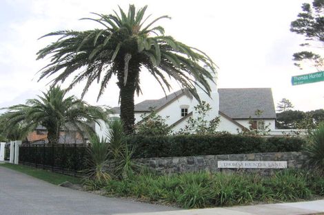 Photo of property in 3 Thomas Hunter Lane, Greenhithe, Auckland, 0632