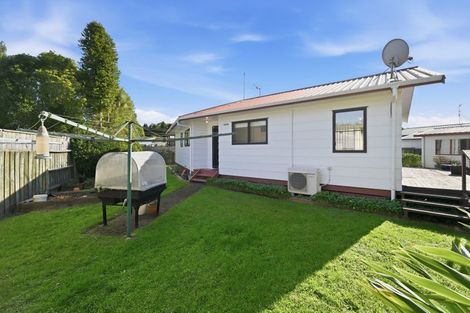 Photo of property in 32b Aquarius Drive, Kawaha Point, Rotorua, 3010