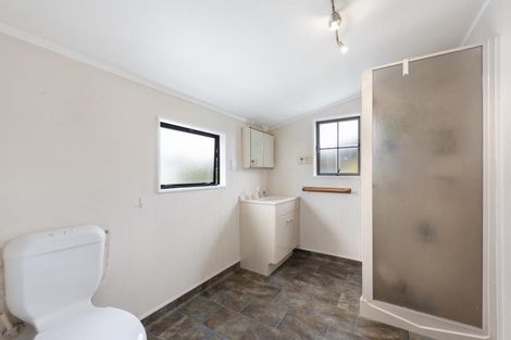 Photo of property in 7a Clinker Grove, Silverstream, Upper Hutt, 5019