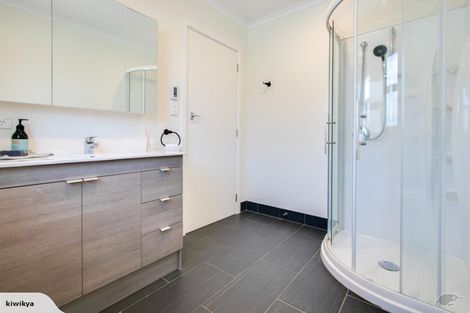 Photo of property in 18 Golding Road, Taradale, Napier, 4112