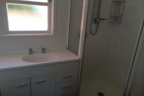 Photo of property in 6 Kia Ora Road, Beach Haven, Auckland, 0626