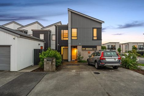 Photo of property in 16 Malcolm Calder Road, Hobsonville, Auckland, 0616