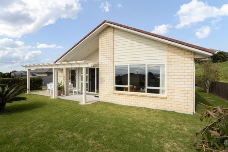 Photo of property in 6 Parkland Rise, Omokoroa, 3114