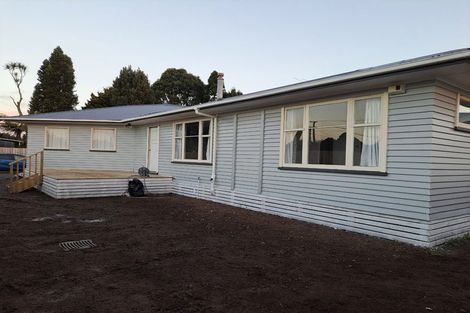 Photo of property in 1 Busing Avenue, Papakura, 2110