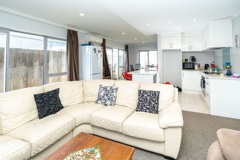 Photo of property in 13u3 Crosher Place, Silverdale, Hamilton, 3216
