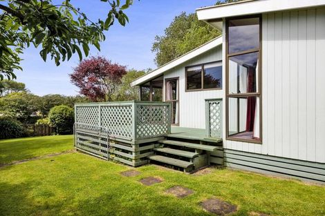 Photo of property in 4 Quin Crescent, Hawera, 4610