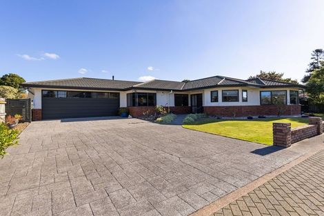 Photo of property in 18 Dougherty Place, Hokowhitu, Palmerston North, 4410