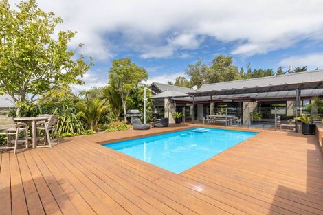 Photo of property in 531 Frankley Road, Hurworth, New Plymouth, 4371