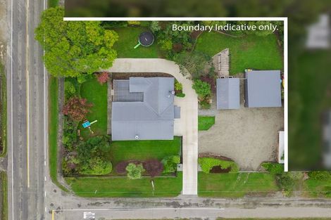 Photo of property in 87 Timaru Road, Waimate, 7924