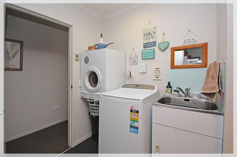 Photo of property in 29 Forbes Road, Foxton Beach, Foxton, 4815