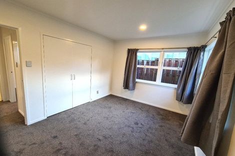 Photo of property in 45 Hogans Road, Glenfield, Auckland, 0629