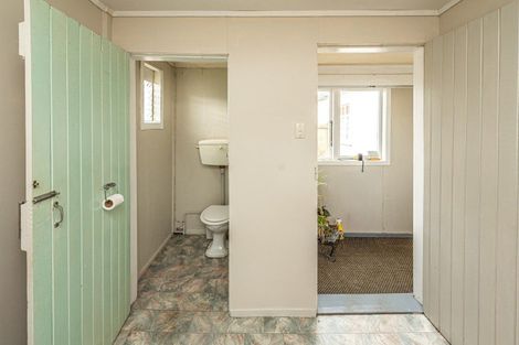 Photo of property in 8 Fox Road, Springvale, Whanganui, 4501