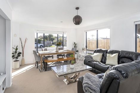 Photo of property in 4a Nicholas Avenue, Whitianga, 3510