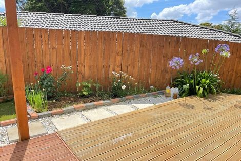 Photo of property in 43 Clover Drive, Henderson, Auckland, 0610