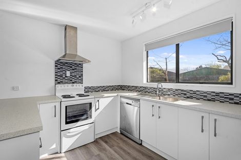 Photo of property in 32 Greenock Street, Redwood, Christchurch, 8051