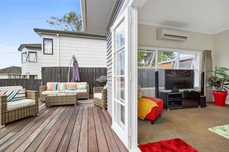 Photo of property in 1/8 Arrow Road, Forrest Hill, Auckland, 0620