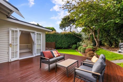 Photo of property in 10 Burma Road, Khandallah, Wellington, 6035