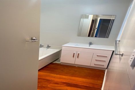 Photo of property in 89 Awanui Street, Merrilands, New Plymouth, 4312