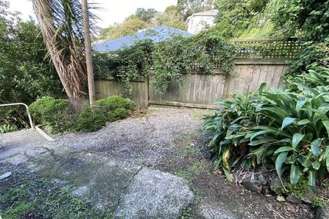 Photo of property in 12f3 Norna Crescent, Kelburn, Wellington, 6012
