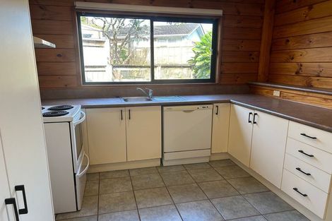 Photo of property in 14 Yeoman Place, Howick, Auckland, 2014