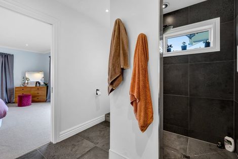 Photo of property in 159 Opunake Road, Stratford, 4391