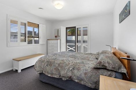Photo of property in 1 Ensors Place, Waikuku Beach, 7402