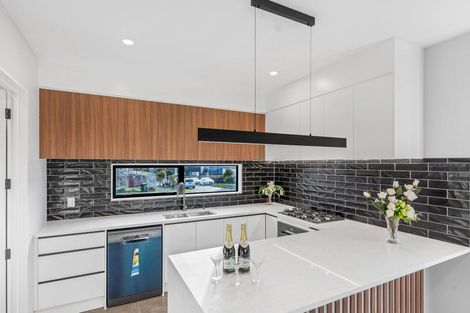 Photo of property in 22 Paihere Street, Huapai, 0810